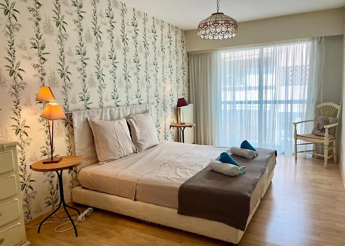 L'hacienda * أنتيب